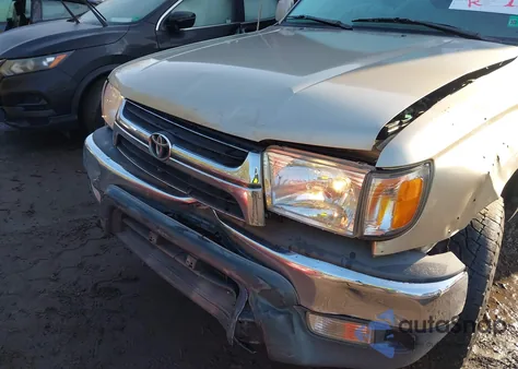 2002 Toyota 4Runner Sr5 V6 z USA, uszkodzony, nr VIN JT3HN86RX29066440